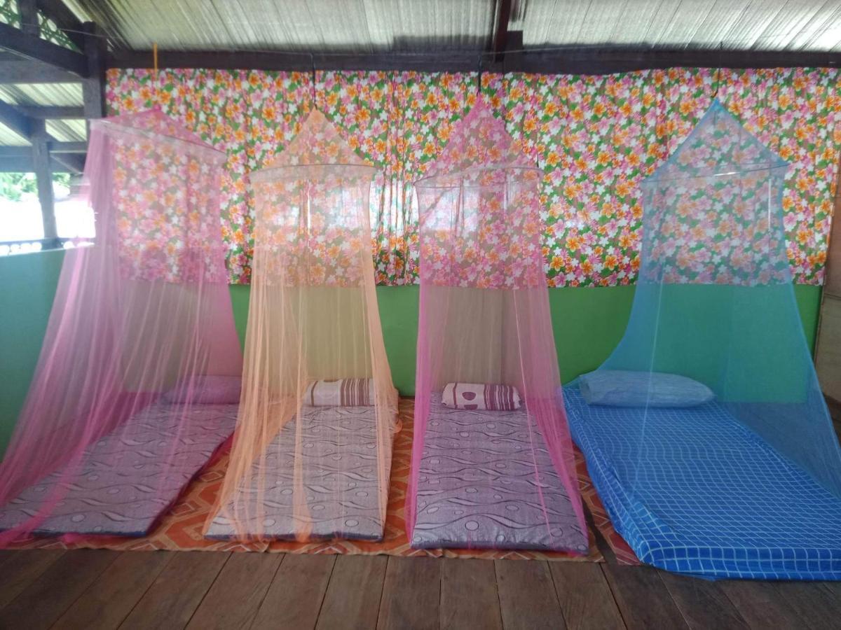 Roca'S Homestay Backpackers Chalet Batuan Exteriér fotografie