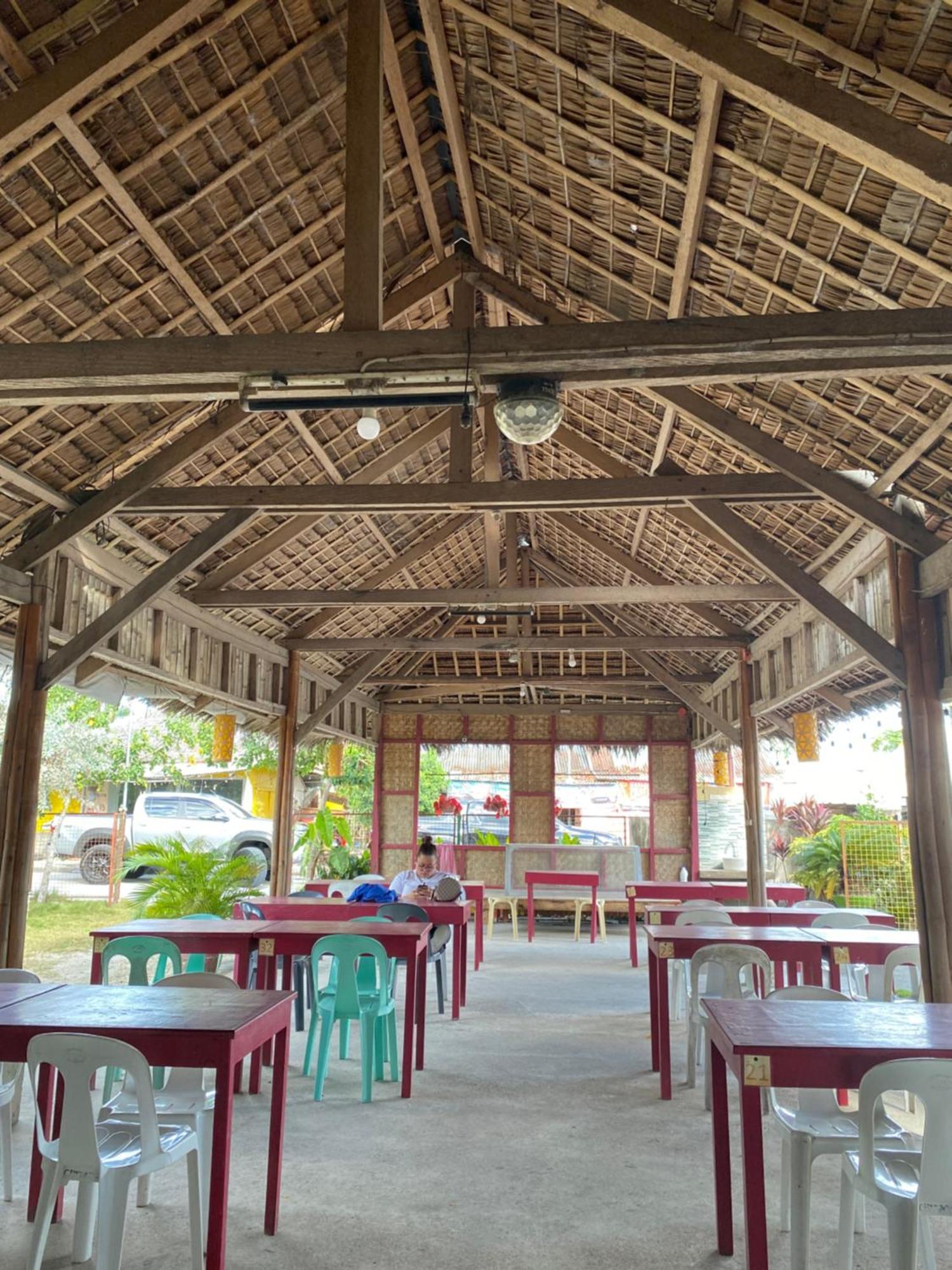 Roca'S Homestay Backpackers Chalet Batuan Exteriér fotografie